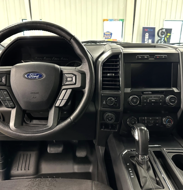 2019 Ford F-150 XLT FX4 - Image 8