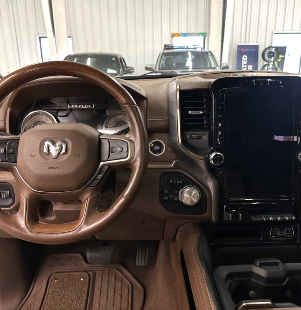 2020 Ram 1500 Laramie Longhorn - Image 8