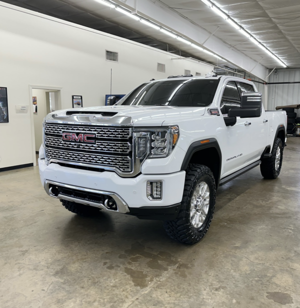 2021 GMC Sierra 2500hd Denali - Image 2