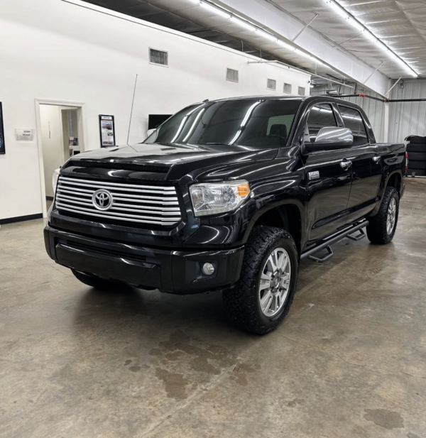 2017 Toyota Tundra Platinum 4WD - Image 2